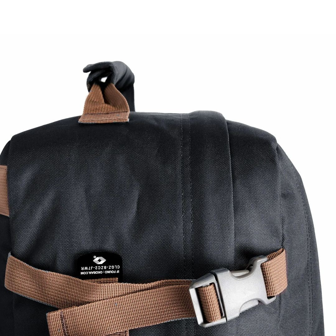 Classic Backpack 36L Cabinzero Absolute Black