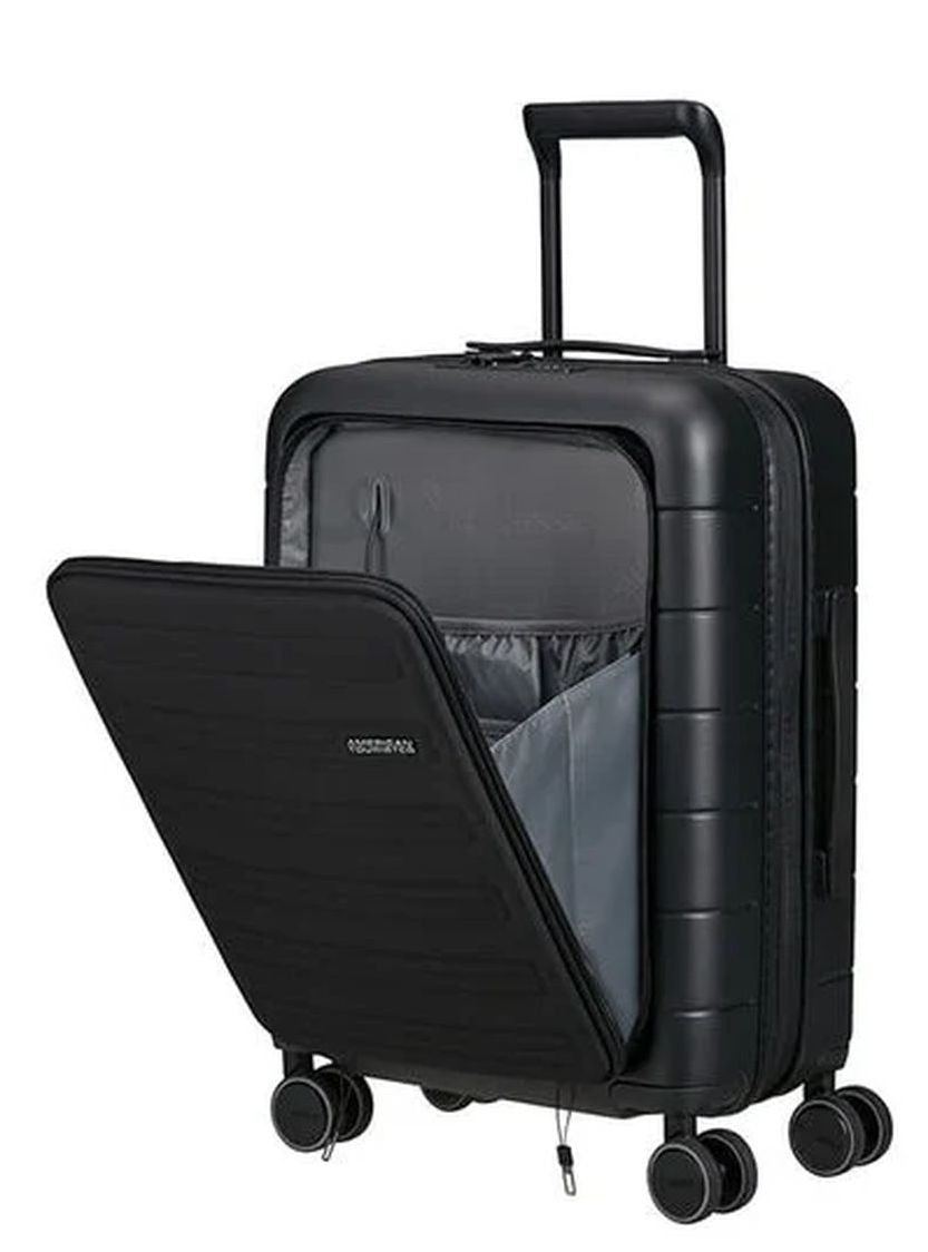 American Tourister  EXTENSIBLE SMART CON BOLSILLO PARA PC- NOVASTREAM 55cm