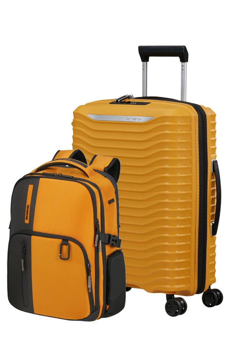 SET DE SAMSONITE MALETA DE CABINA EXTENSIBLE UPSCAPE CON MOCHILA 15” BIZ2GO Amarillo