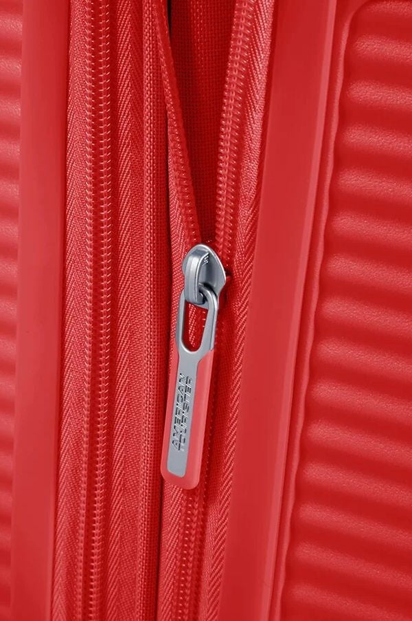 Soundbox of  American Tourister - Extensible small size