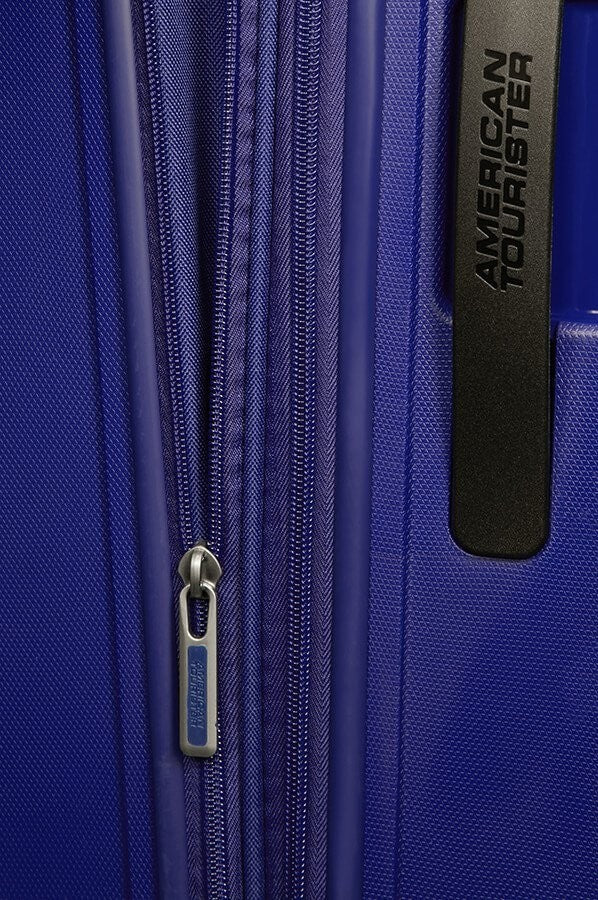 Cabin suitcase Senside of American Tourister