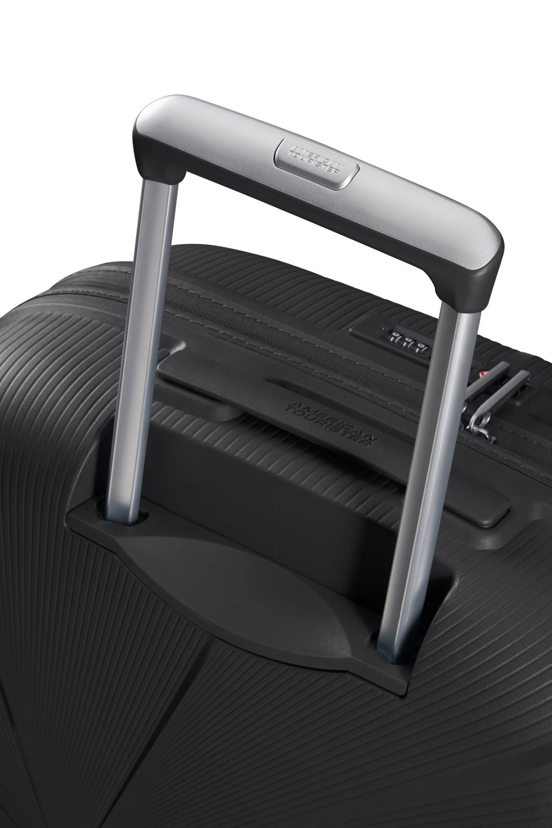 AMERICAN TOURISTER Starvibe extendable median suitcase 67cm