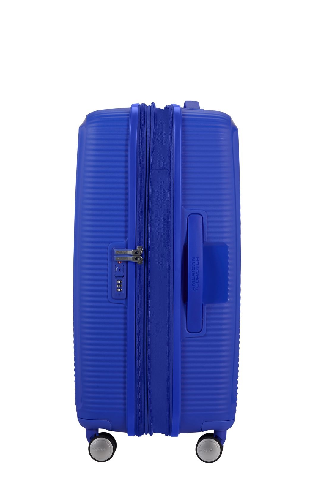 Soundbox of American Tourister  Spinner medium size