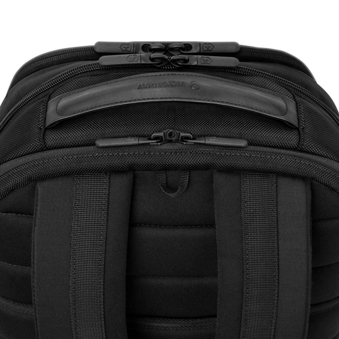 VICTORINOX Altmont Professional Compact Backpack