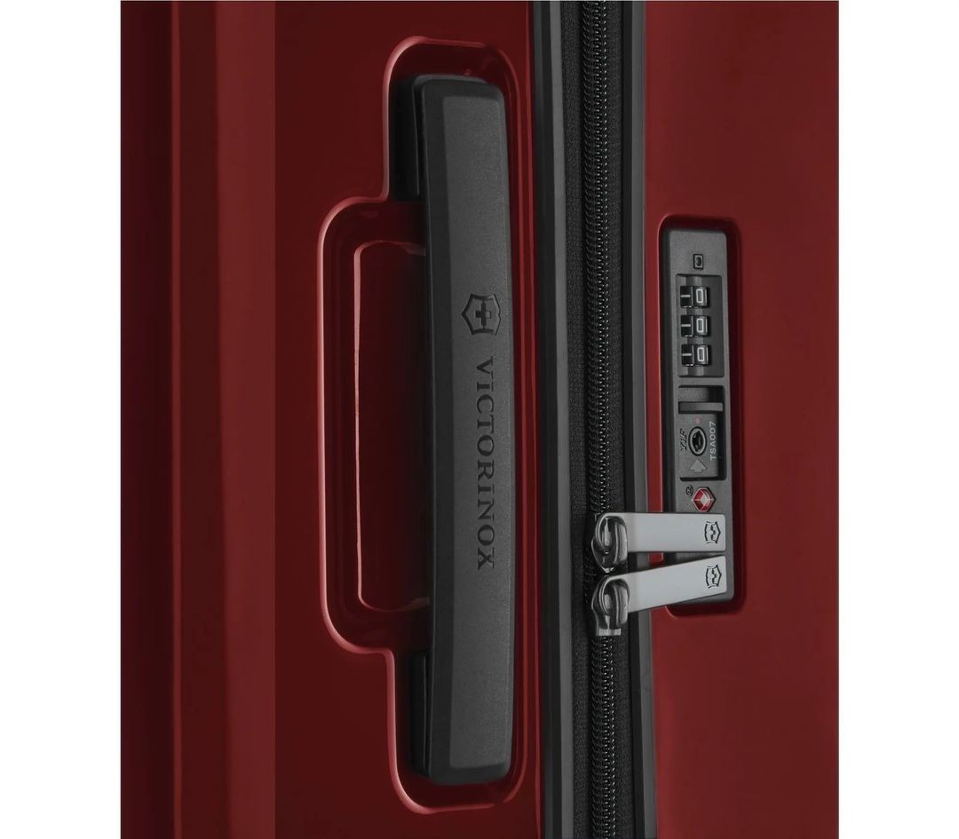 Airox of VICTORINOX - 75cm big suitcase