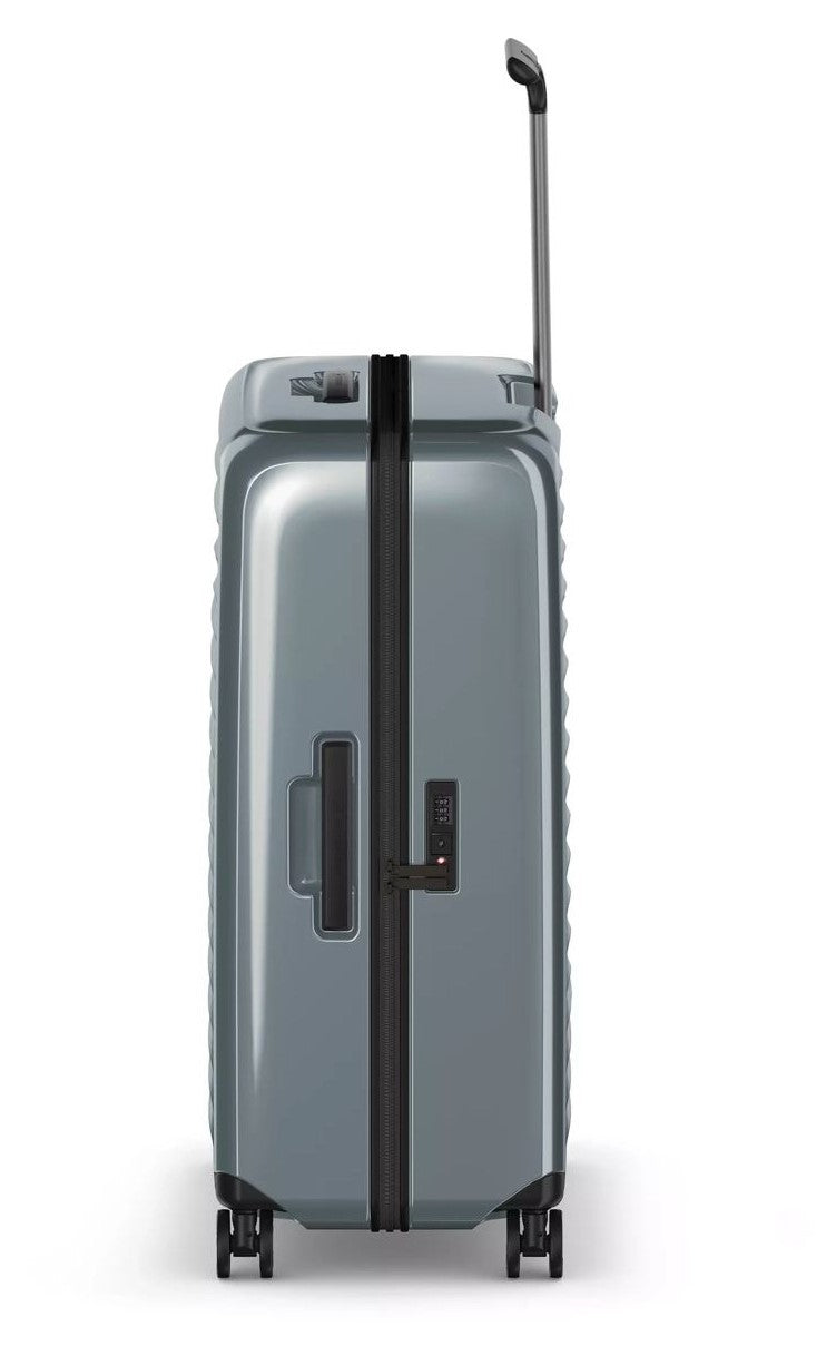 Airox of VICTORINOX - 75cm big suitcase