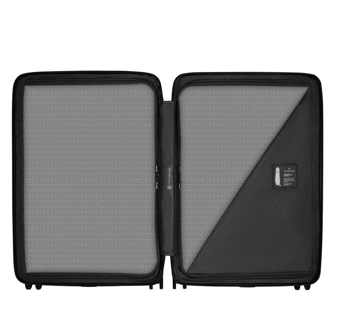 Airox of VICTORINOX - 75cm big suitcase