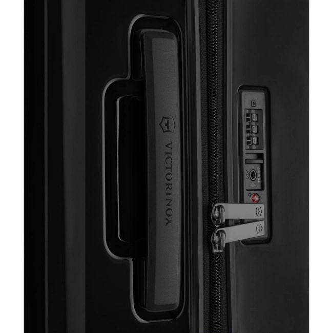 Airox of VICTORINOX - 75cm big suitcase