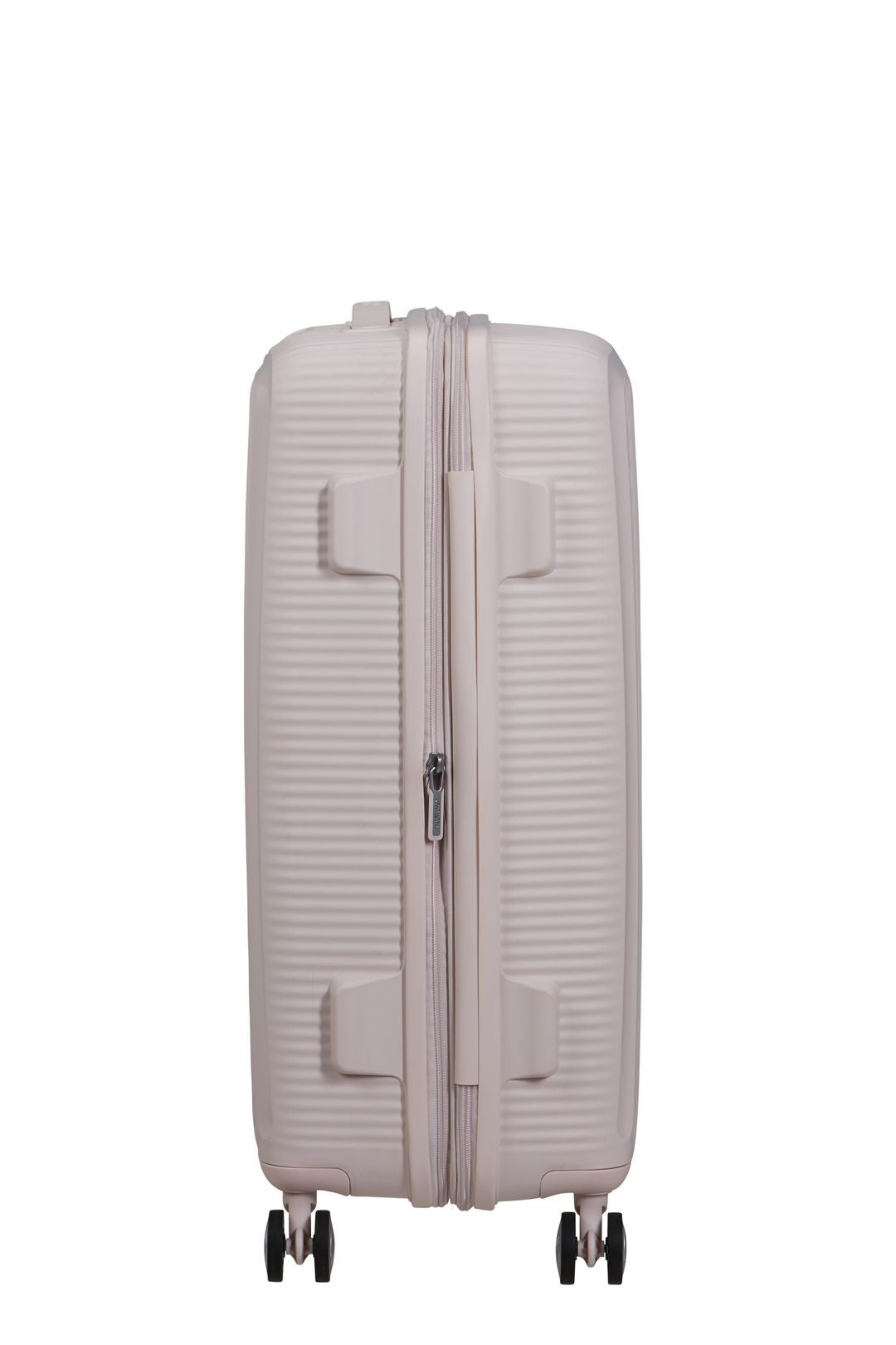 Soundbox of American Tourister  Spinner medium size