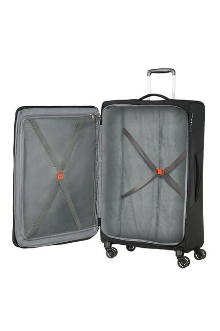 Summerfunk's extensible large suitcase of American Tourister