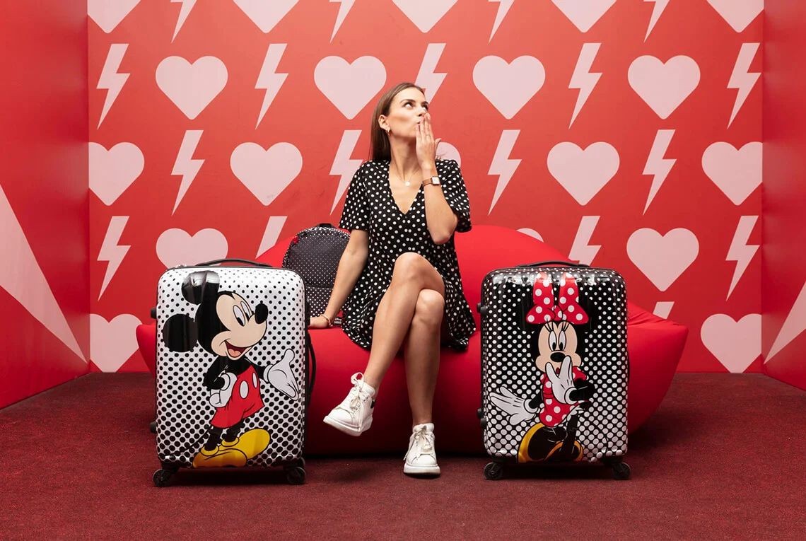 Maleta Cabina spinner 4 ruedas Minnie Polka Dot Disney Legends