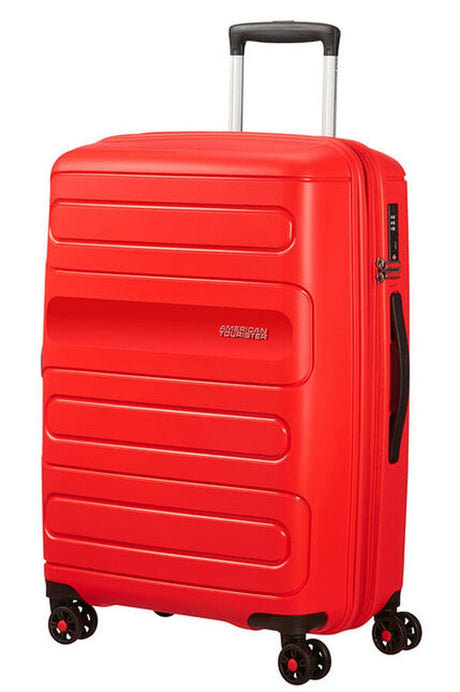 Medium extendable suitcase of American Tourister