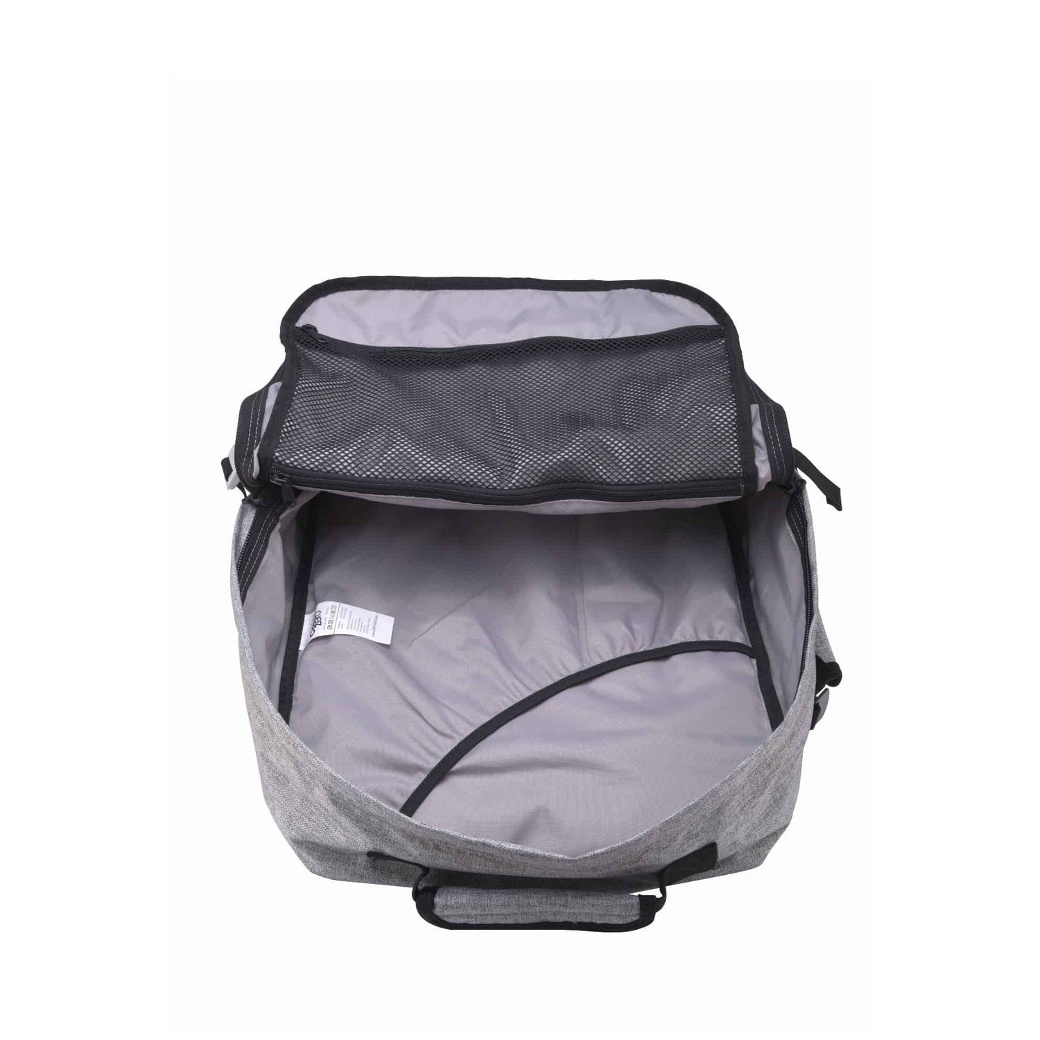 Classic Backpack 28L Cabinzero Absolute Black