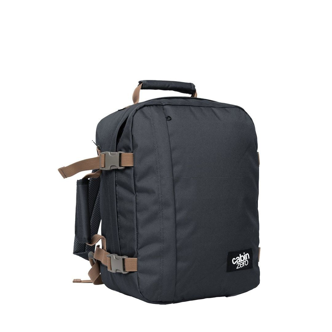 Classic Backpack 28L Cabinzero Absolute Black