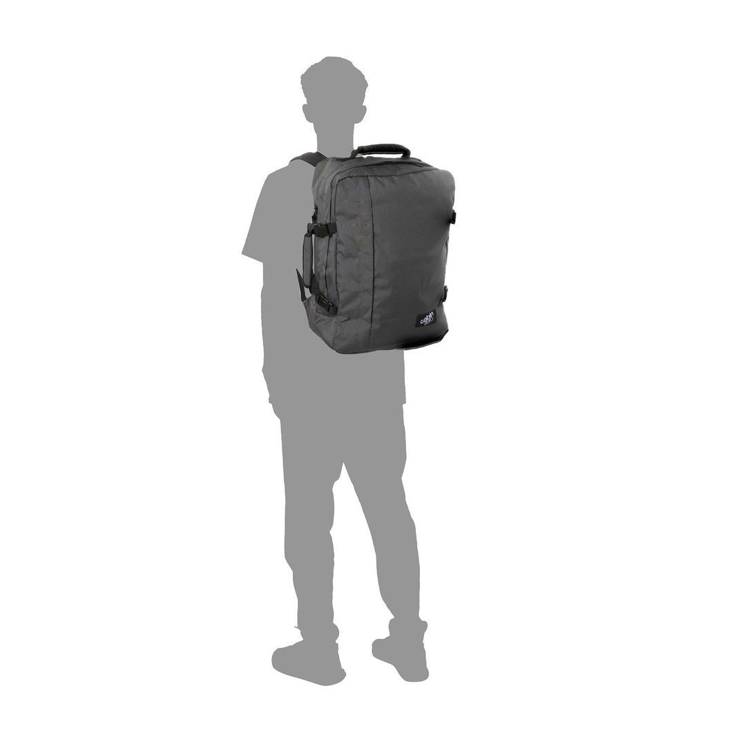 Classic 44l Cabinzero Black backpack