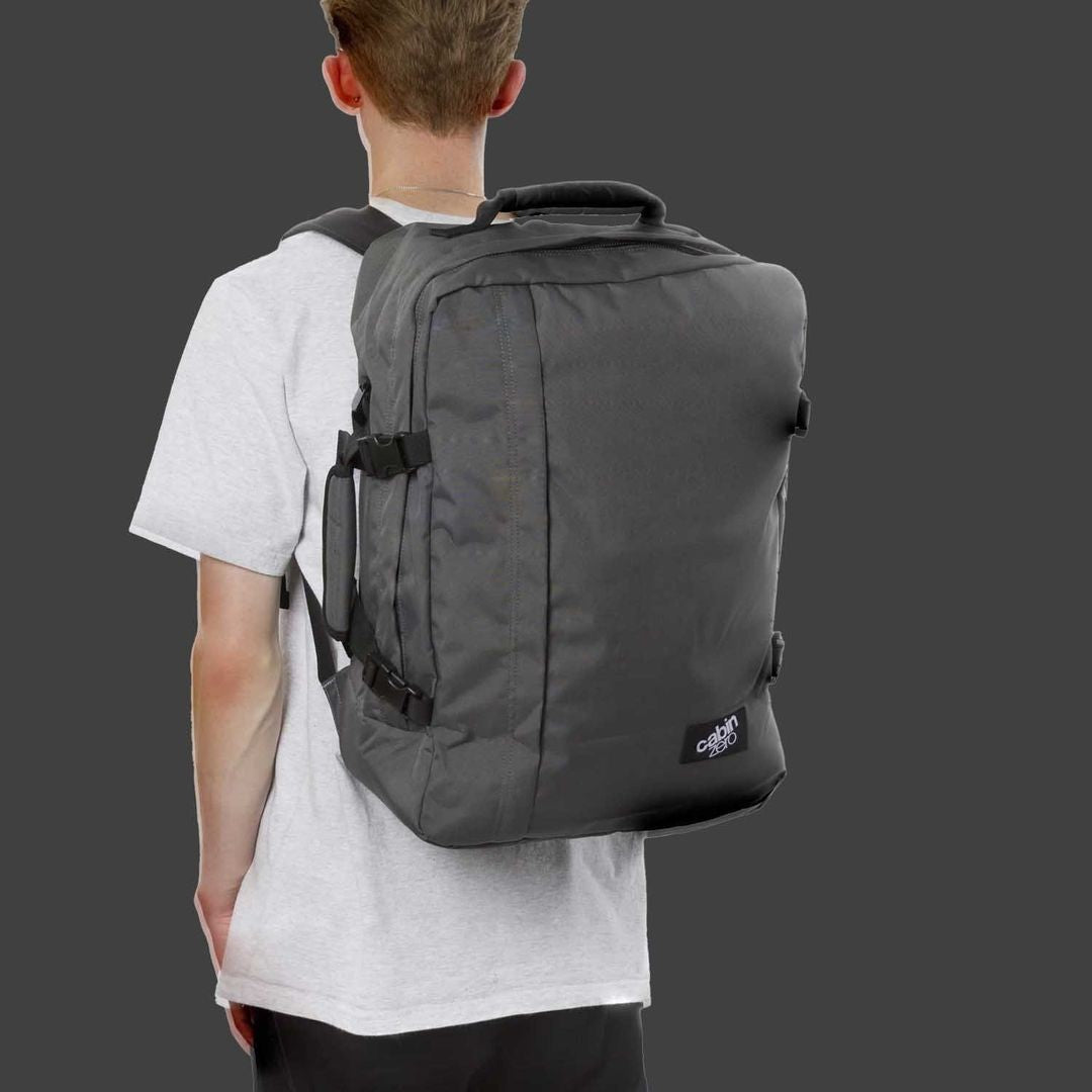 Classic 44l Cabinzero Black backpack