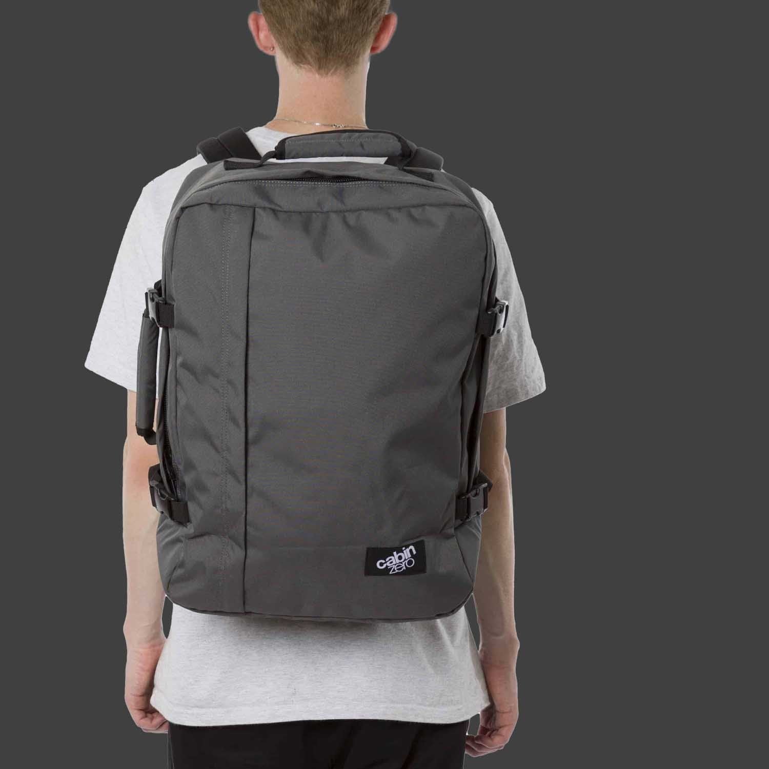 Classic 44l Cabinzero Black backpack