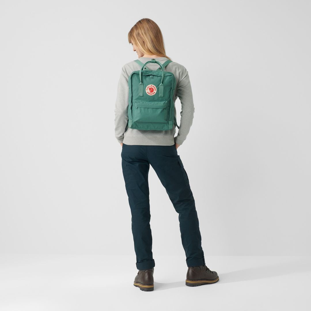 Känken Classic Backpack of Fjallraven Peach Sand