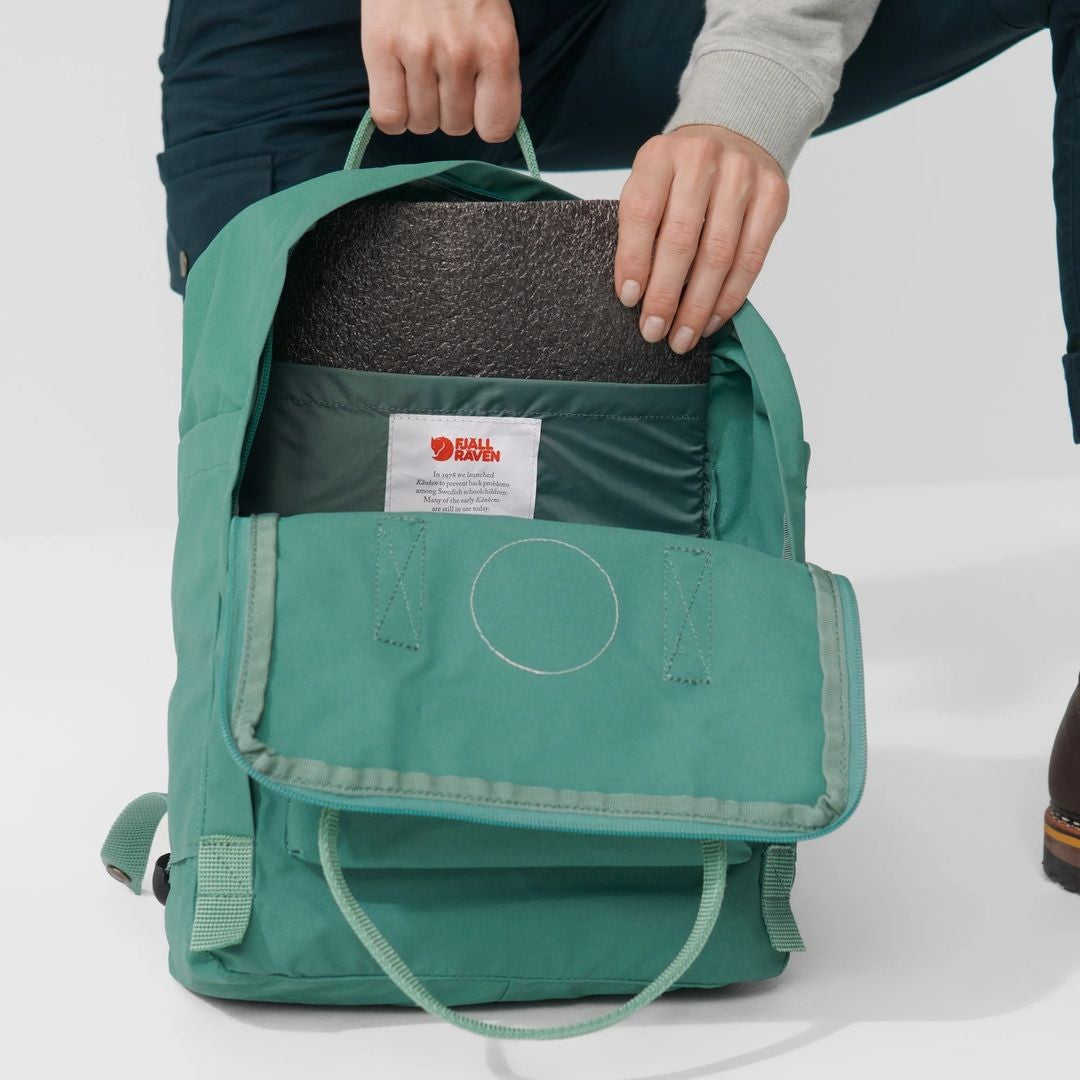 Känken Classic Backpack of Fjallraven Peach Sand